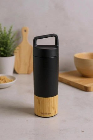 Janna Håndtermos Svart 600 ml